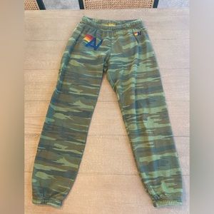 NWT- aviator nation camo sweatpants- size medium